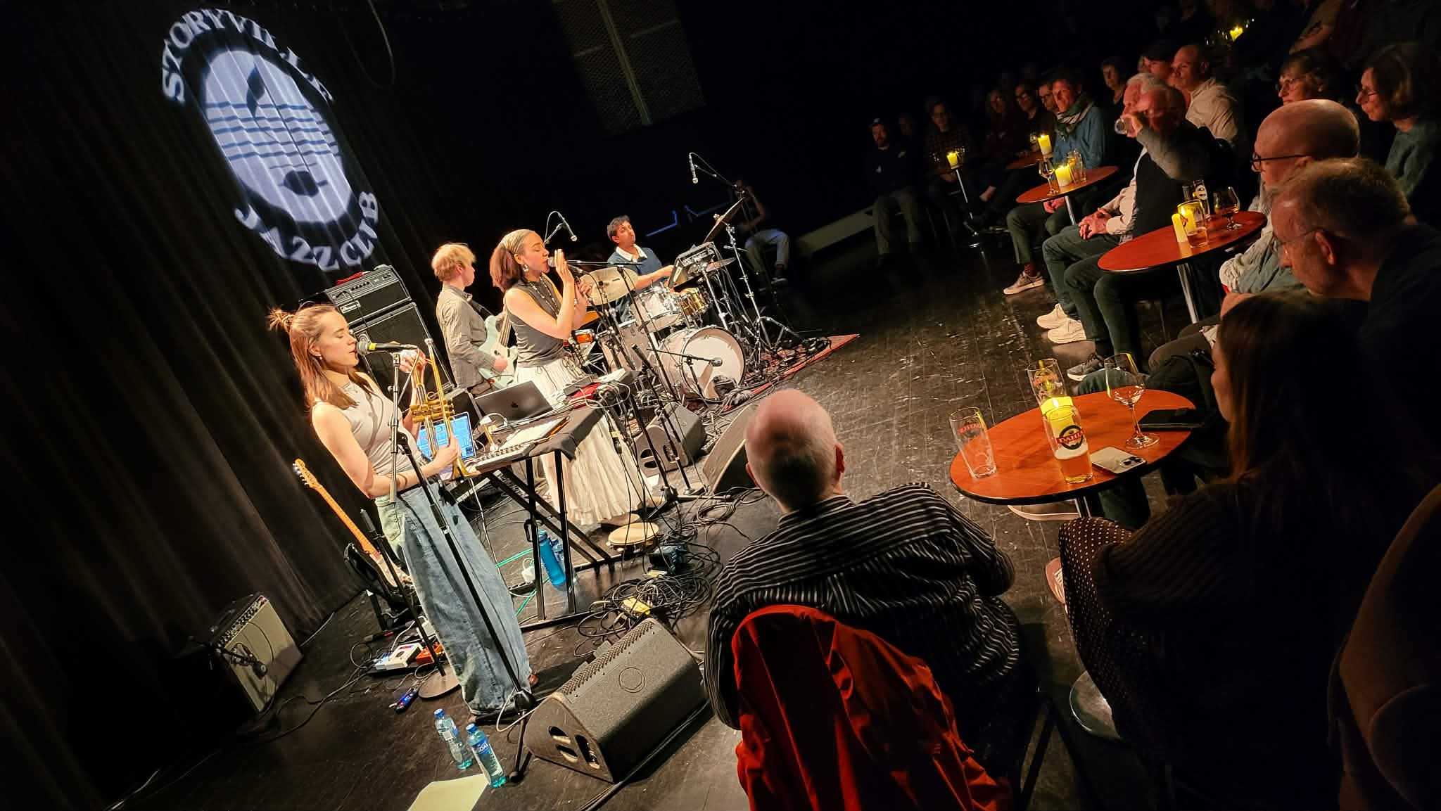 Sanyu med konsert på Storyville Scene Molde