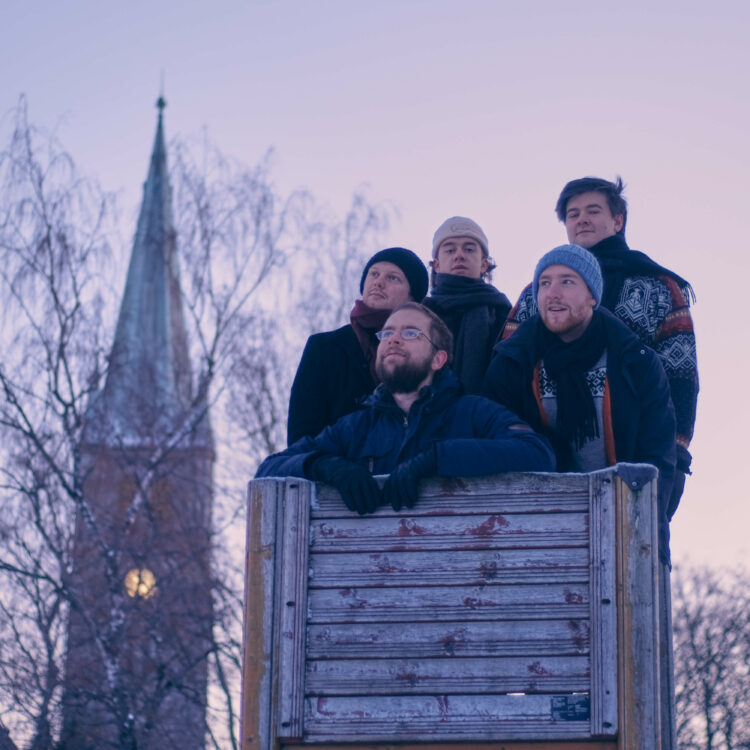 Julian Haugland: Commitment Band